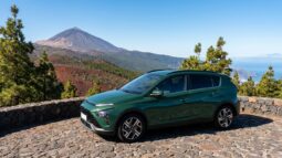 Обзор Hyundai Bayon на Тенерифе: Как он на самом деле едет