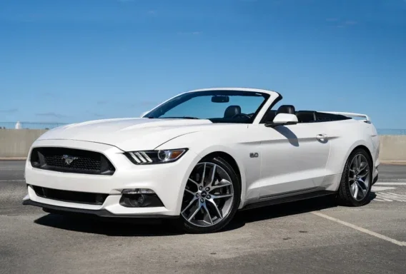Ford Mustang (Автомат, 2.3 л, 4 места)