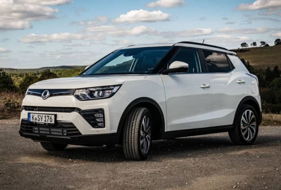 KGM Tivoli (Автомат, 1.5 л, 5 мест)